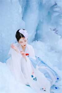 爱意藏在晚风里叶修沈梨完结版小说
