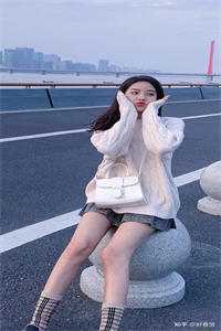 霍斯年沈意浓写的小说星光洒于夜下